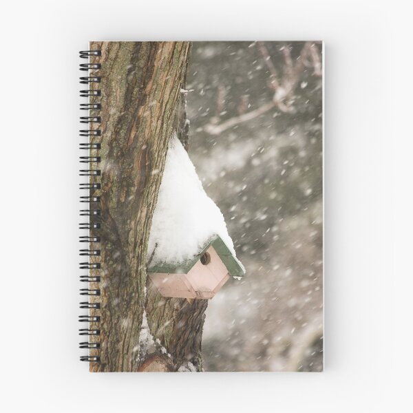 Artikelvorschau, Snow on the Rooftop entworfen und verkauft von Trudy Wilkerson.