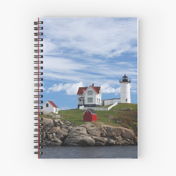 Artikelvorschau, Nubble Leuchtturm entworfen und verkauft von Arline Grant.