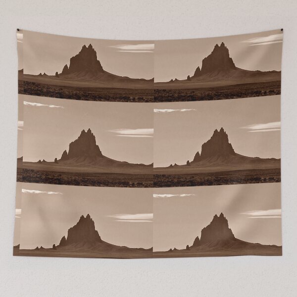 Artikelvorschau, Shiprock aus dem Westen in Sepia entworfen und verkauft von Tdcc2000.