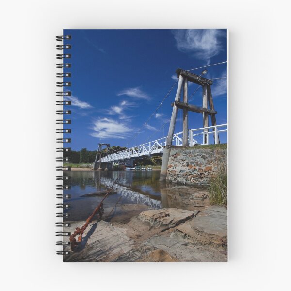 Aperçu de l'œuvre Swing Bridge - Lorne créée et vendue par Pam Rixon.