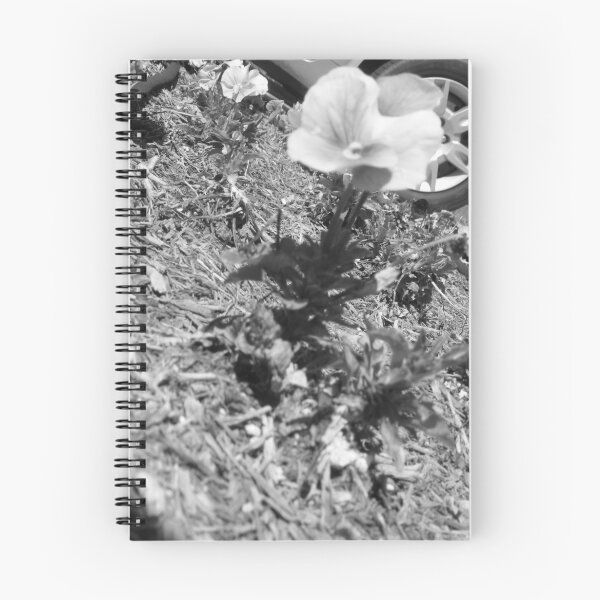 Artikelvorschau, A blurry flower entworfen und verkauft von AJMages.