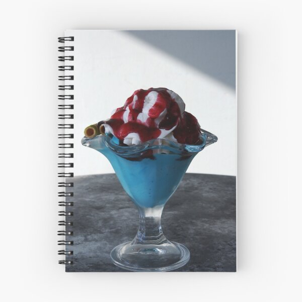 Artikelvorschau, Perfect Sundae entworfen und verkauft von Samantha Bloomfield.