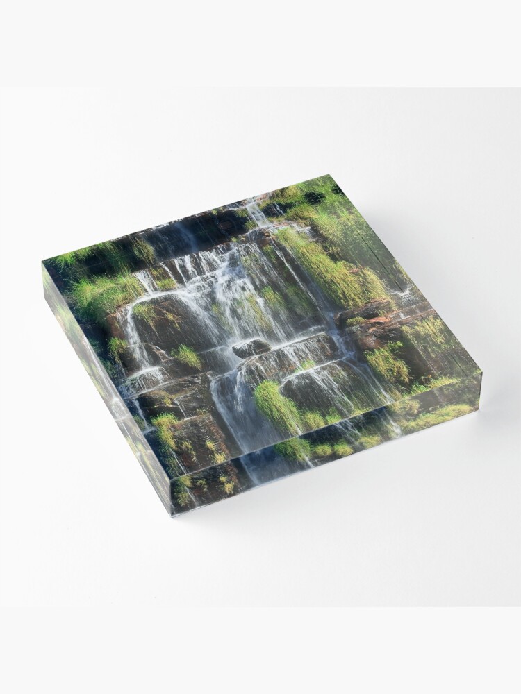 Alternate view of King's Cascade Acrylic Block