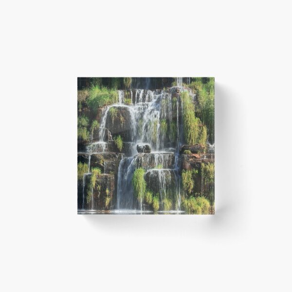 King's Cascade Acrylic Block