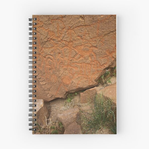 Artikelvorschau, Petroglyphs entworfen und verkauft von Nolan Nitschke.