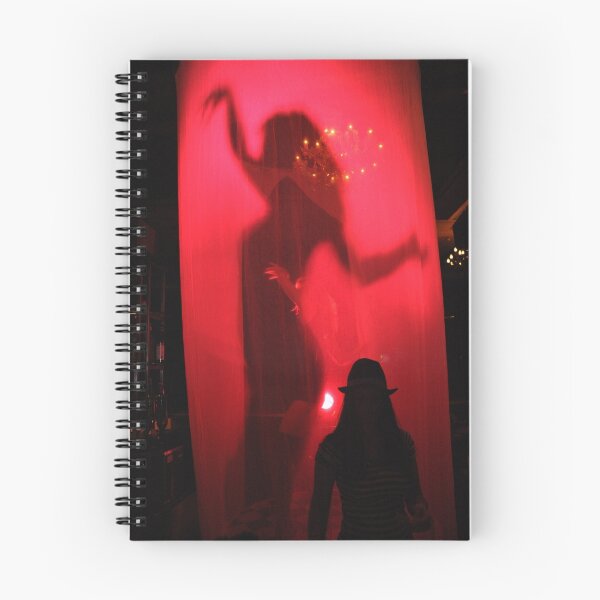 Artikelvorschau, Shadow of a dancing girl entworfen und verkauft von Fernanda Ramos.