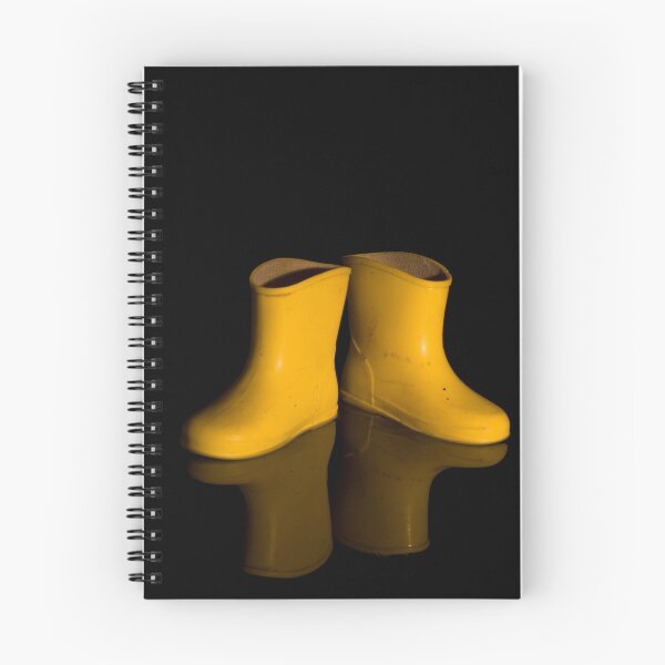 Artikelvorschau, Yellow Boots entworfen und verkauft von Stephen Gregory.