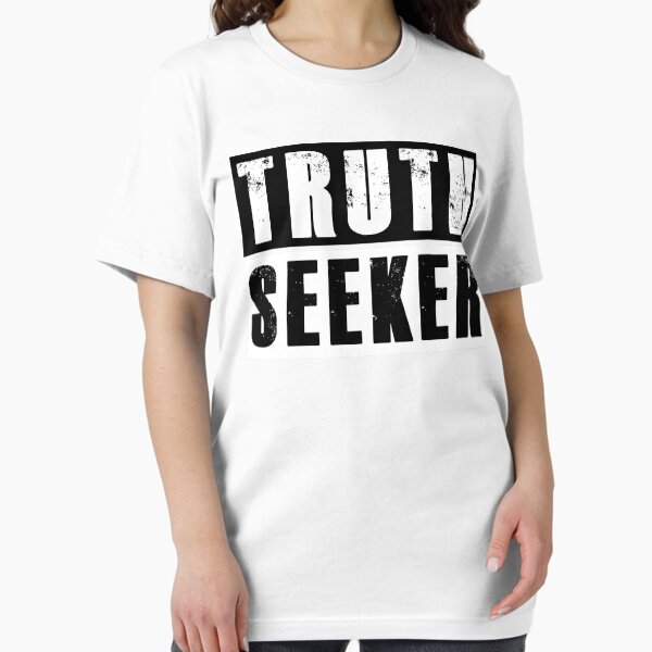 I am a TRUTH SEEKER Essential T-Shirt