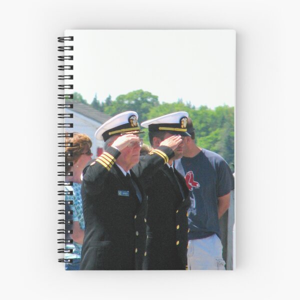 Artikelvorschau, Navy Officers Salute the Flag entworfen und verkauft von Patty Gross.