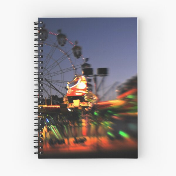 Aperçu de l'œuvre Fair ride at dusk créée et vendue par Terri-Anne Kingsley.