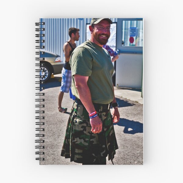 Artikelvorschau, Tom in Camo Kilt entworfen und verkauft von Bryan Spellman.