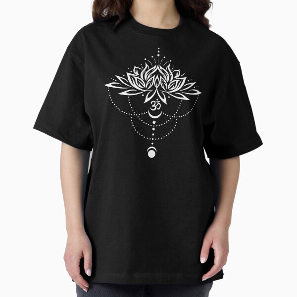Aperçu de l'œuvre Lotus, fleur de lotus avec symbole om et lune. créée et vendue par Christine Krahl.