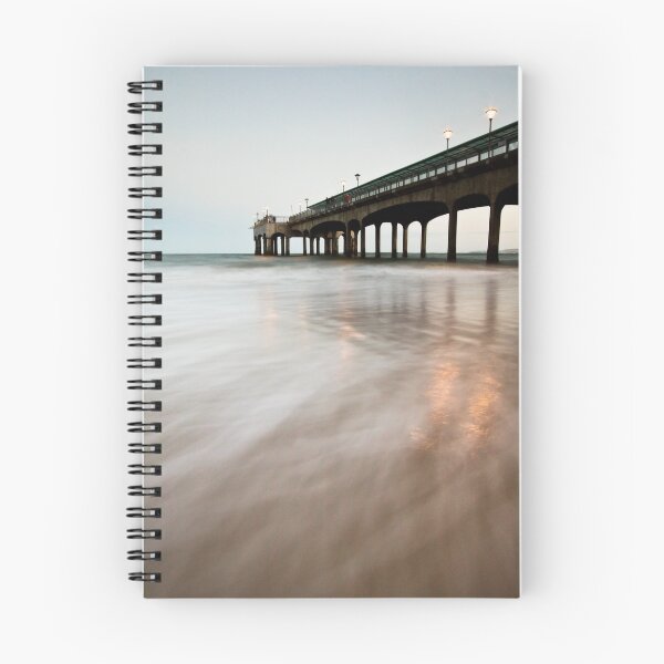Aperçu de l'œuvre Boscombe Pier créée et vendue par igotmeacanon.