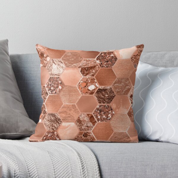 Rose gold hexaglam blonde Throw Pillow