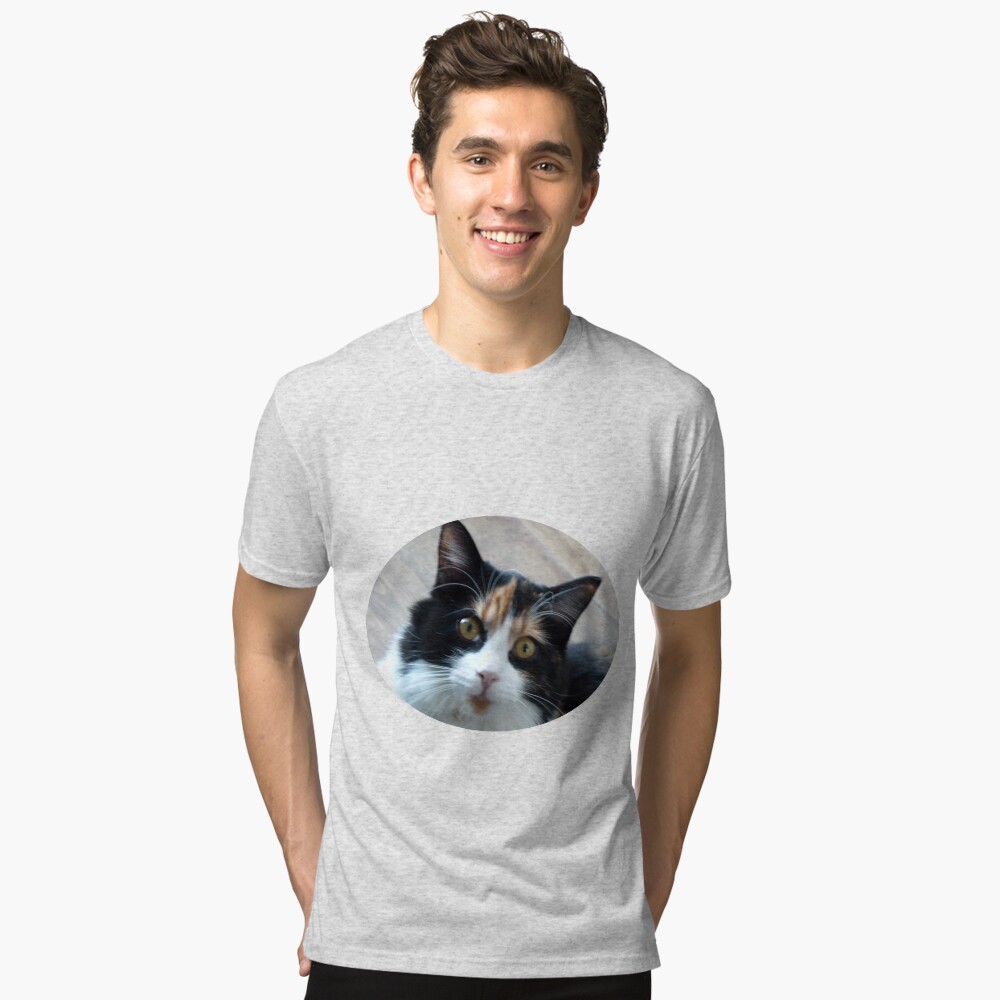 Aperçu de l'œuvre T-shirt chiné créée et vendue par martinb1962.