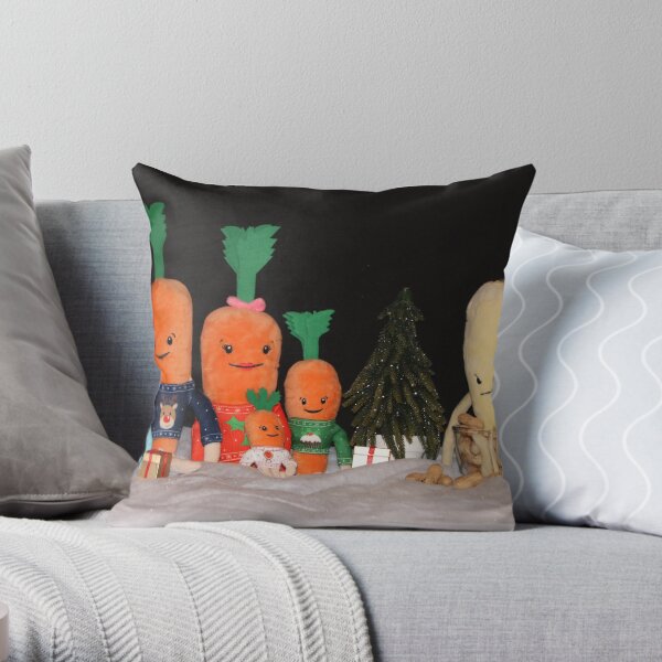 KIDS KEVIN THE CARROT CUSHION COVER FAMILY XMASS CHRISTMAS