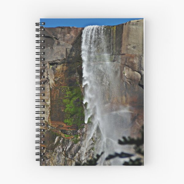 Artikelvorschau, Bridal Veil Falls entworfen und verkauft von stella johnson.