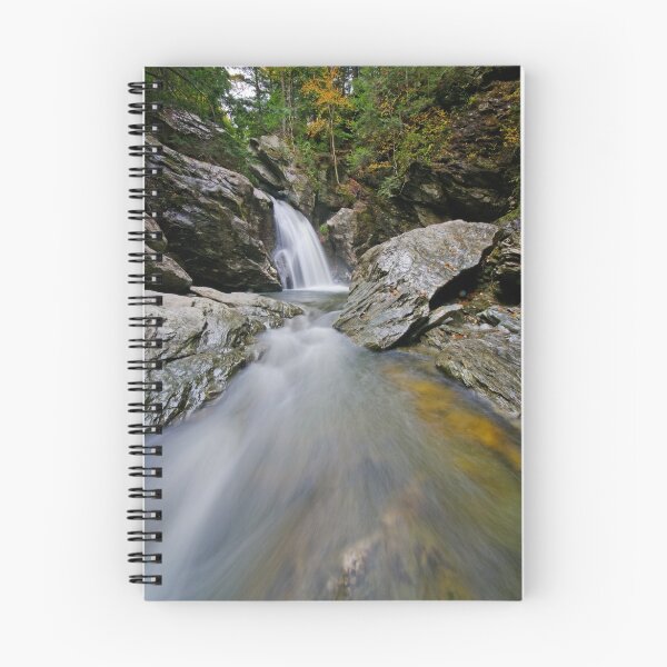 Artikelvorschau, Bingham Falls - Midstream - Wide entworfen und verkauft von Stephen Beattie.