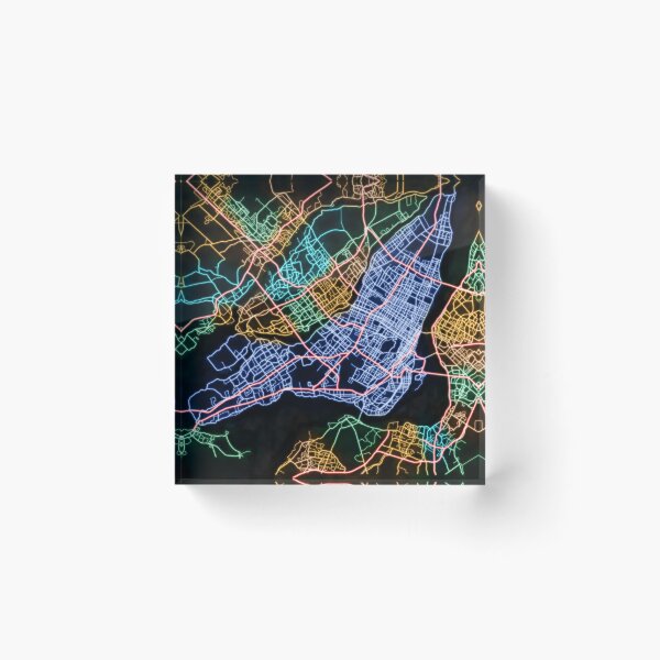 Artikelvorschau, Straßenkarte von Montreal Québec, Kanada in Neonfarben entworfen und verkauft von neonmaps.