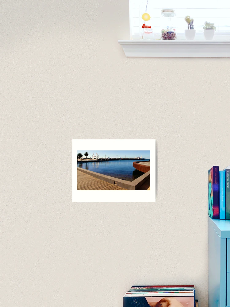 Thumbnail 2 von 3, Kunstdruck, Cunningham Pier designt und verkauft von Rhonda Taylor.