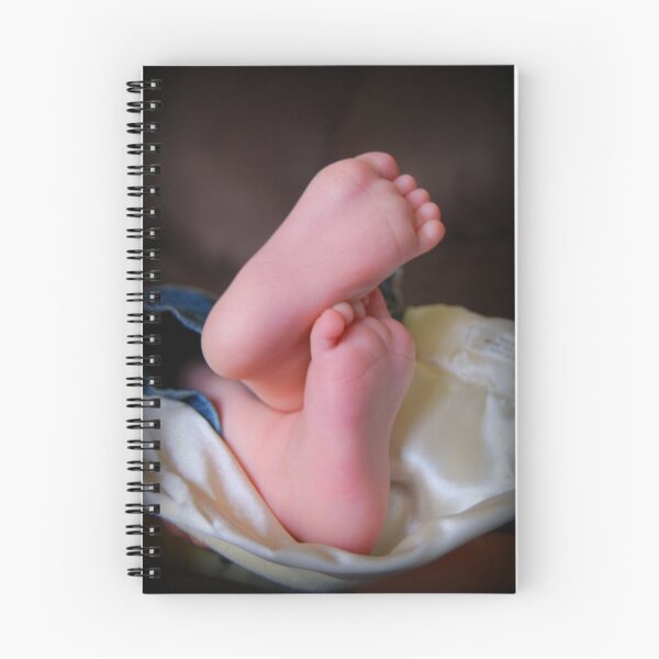 Aperçu de l'œuvre Baby Steps créée et vendue par Meghan Baldock.