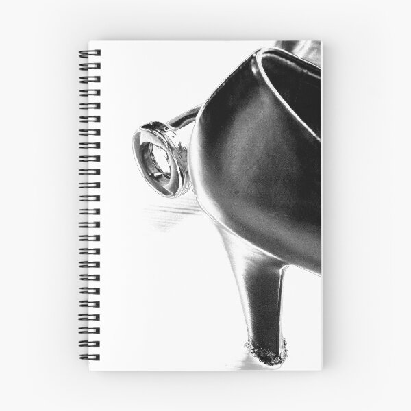 Artikelvorschau, High-heeled shoe with an empty bottle entworfen und verkauft von Bob Daalder Photography.