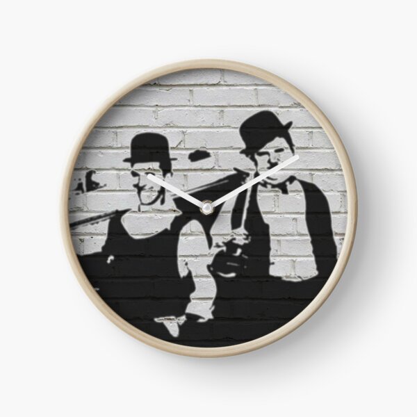 Whitewall Graffiti: Laurel & Hardy Clock