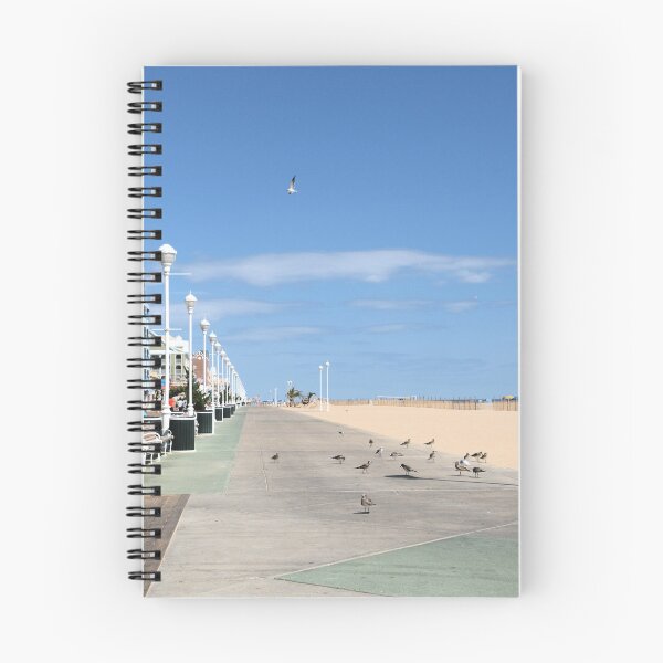 Aperçu de l'œuvre Off the Boardwalk créée et vendue par CMBPhotography.