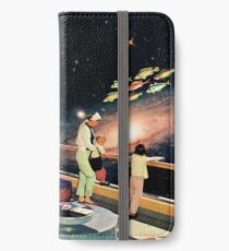 Look There iPhone Wallet/Case/Skin