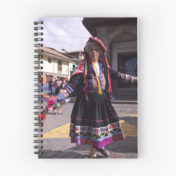 Aperçu de l'œuvre Peru Festival Dancer créée et vendue par Emily Mogic.