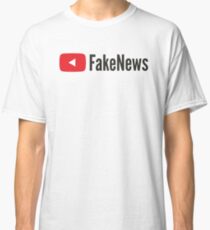 FAKE NEWS ONLINE Classic T-Shirt