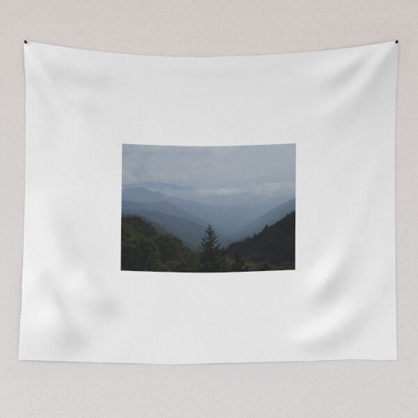 Aperçu de l'œuvre '' SMOKY MOUNTAINS '', je créée et vendue par WINTERROSE.