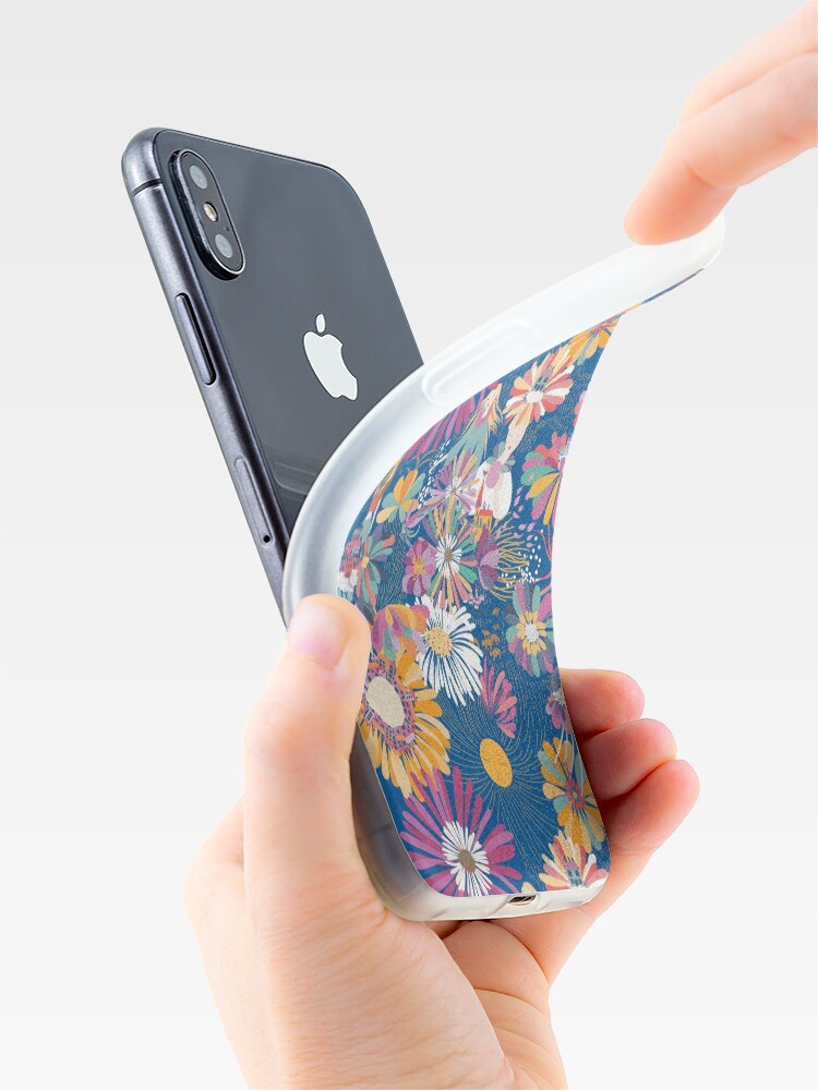 Coque iPhone ''Motif campagne ' : autre vue