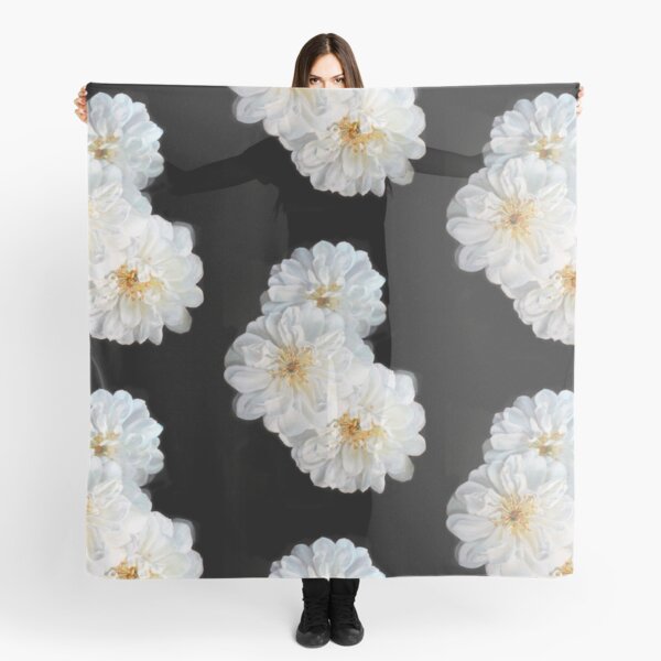 White Roses Scarf