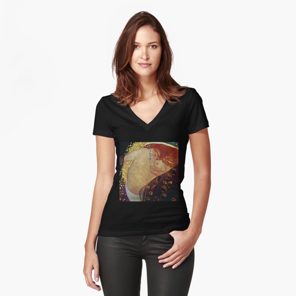 Aperçu de l'œuvre T-shirt moulant col V créée et vendue par timelessfancy.