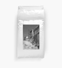 An open door to the sky Duvet Cover