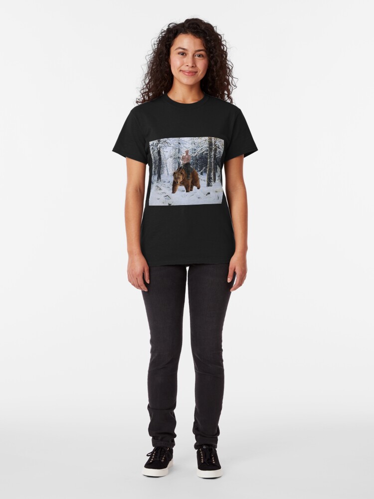 Vista alternativa de Camiseta clásica Putin en un oso