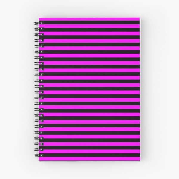 Aperçu de l'œuvre Rayures horizontales violettes et noires fuchsia créée et vendue par ColorPatterns.