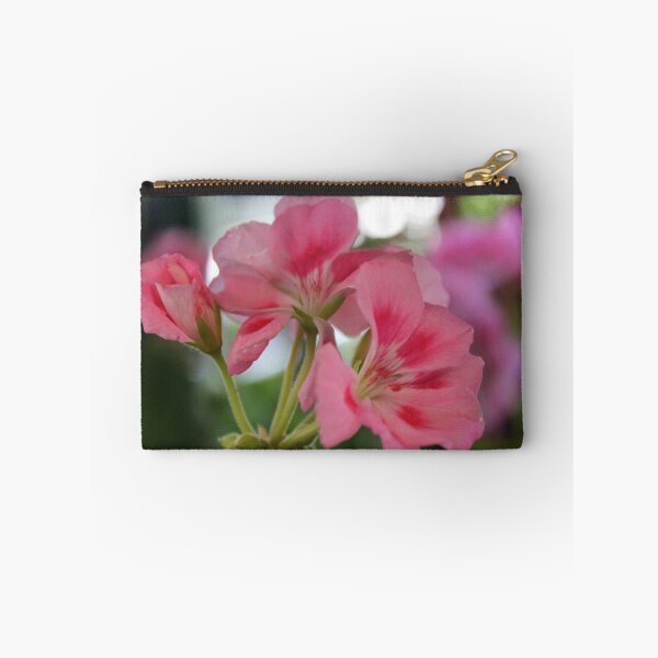 Item preview, Geranios rosados designed and sold by Gilda Axelrod.