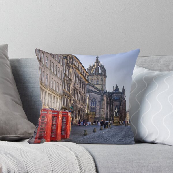 Artikelvorschau, Entlang der Royal Mile, Edinburgh entworfen und verkauft von ChristineJayne.