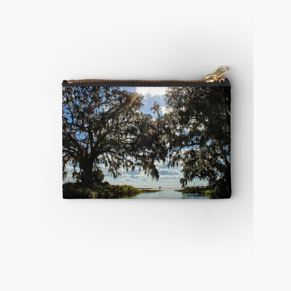 Item preview, Escondido en el pantano designed and sold by Scridoodles.