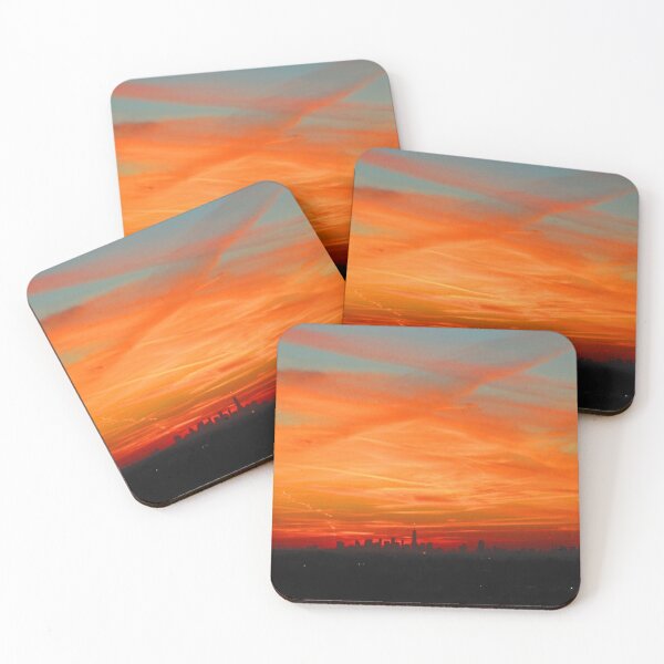 Artikelvorschau, Manhattan Skyline bei Sonnenuntergang entworfen und verkauft von NorthOfSunrise.