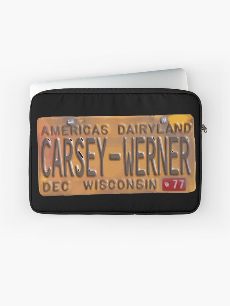 Laura Prepon Explains Why That '70s Show Draws A Multigenerational Audience