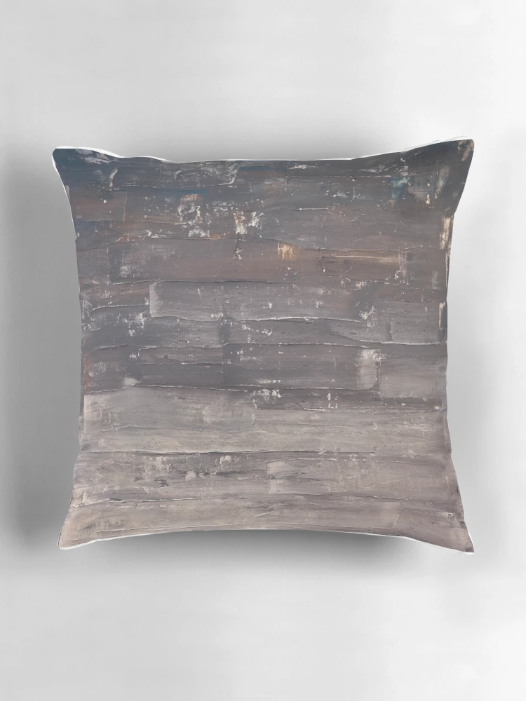 Aperçu 3 sur 4. Coussin avec l'œuvre Passive créée et vendue par RUBYROSESTUDIO.