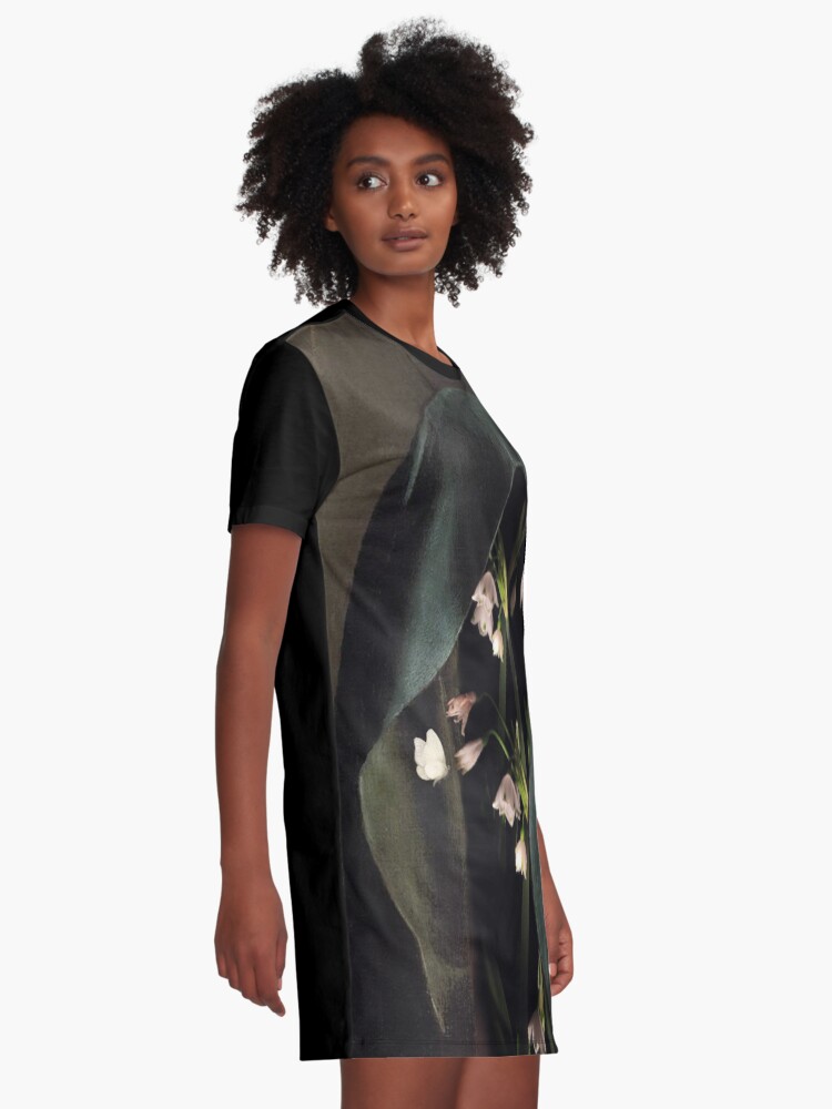 Alternate view of LA PRÉSENCE PURE Graphic T-Shirt Dress
