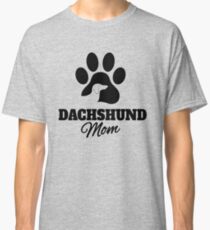 Dachshund Mom Classic T-Shirt