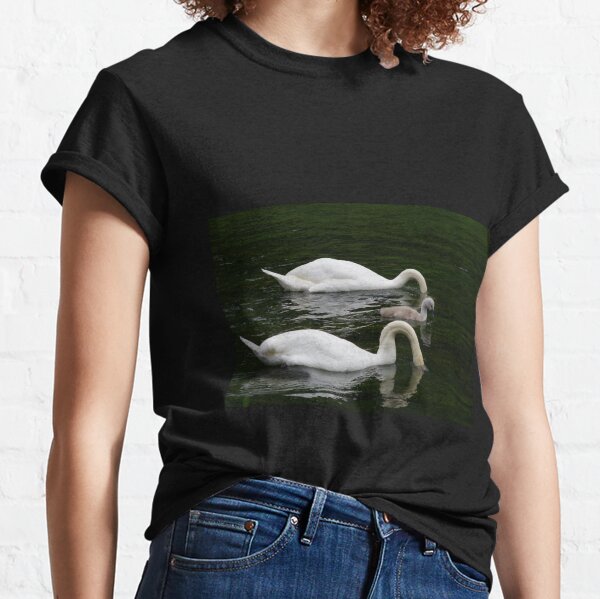Swans with their Cygnet Classic T-Shirt