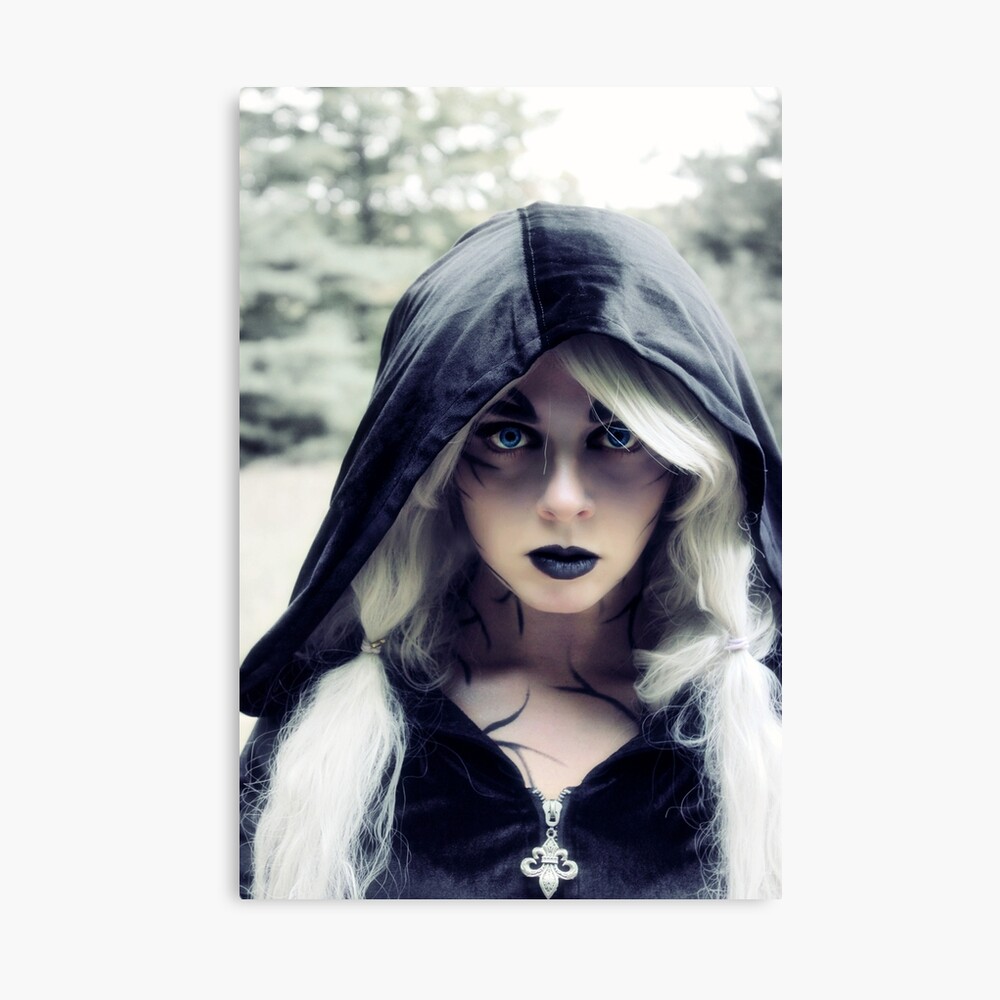 🦋Credit in tagged !🦋⁣⁣ ⁣ ⁣⁣ ⁣⁣ ⁣ ⁣⁣ ⁣ 🕷#goth #gothgirl #elf