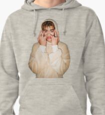 Zion Kuwonu from PRETTYMUCH Pullover Hoodie