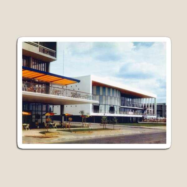 Le Palais Des Congrès de Royan vers 1959 Magnet